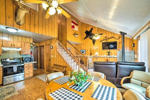 Secluded Woodsy Watersmeet Cabin with Fire Pit! in Watersmeet, USA
