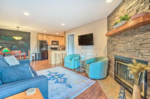 Durango Resort Condo with Balcony and Mtn Views! in Durango Mountain Resort, USA