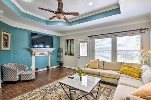 Spacious and Central Katy Retreat 27 Mi to Houston! in Katy, USA