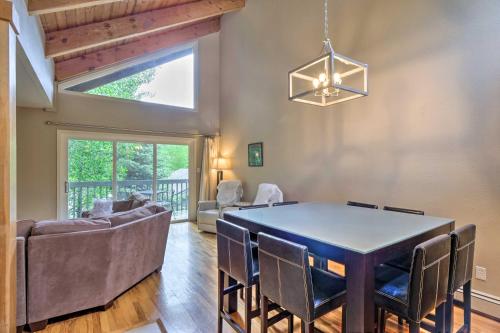 Chillside Chalet Modern West Vail Townhouse!