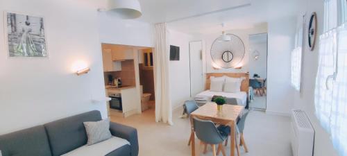 Le Studio des Tours - Apartment - Arles