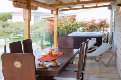 Holiday Homes Kanajt - image 3