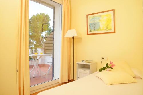Hotel Sant Roc - main image