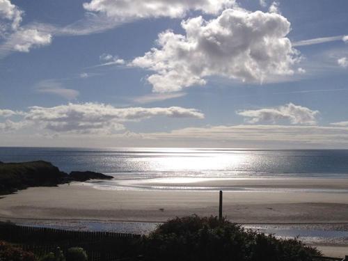 ชายหาด, The Well Bed & Breakfast in คลอเนคิลตี