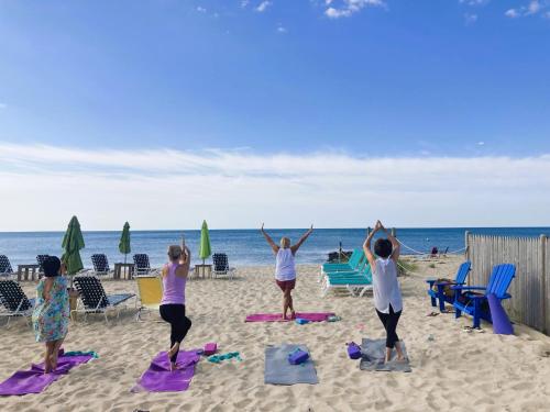 By The Sea Guests Bed & Breakfast and Suites By The Sea Guests Bed & Breakfast and Suites