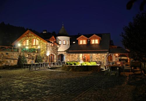 Zámeček Kaliště - image 9