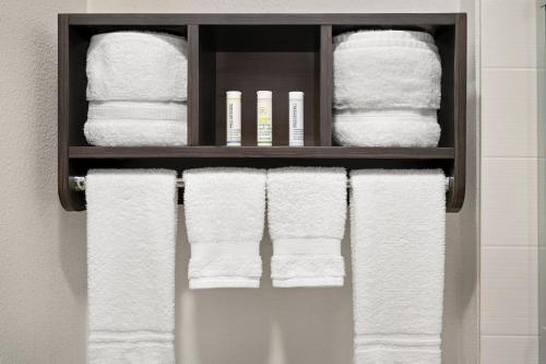 La Quinta Inn by Wyndham Columbus Dublin - image 6