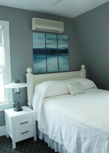 By The Sea Guests Bed & Breakfast and Suites By The Sea Guests Bed & Breakfast and Suites