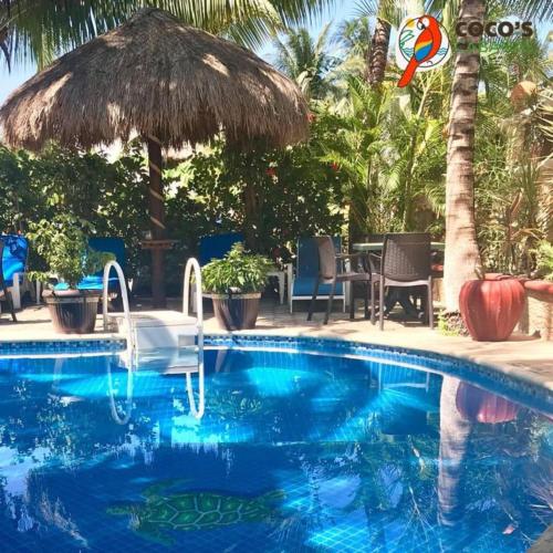 Cocos Cabañas Hotel & Restaurant