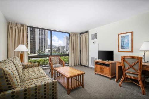 Aston Waikiki Sunset - image 11