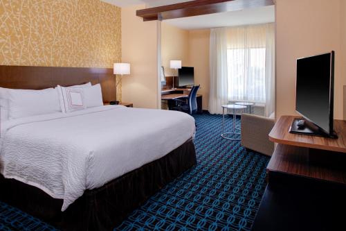 Fairfield by Marriott Inn & Suites Detroit Canton