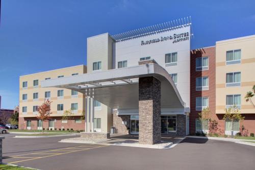 Fairfield by Marriott Inn & Suites Detroit Canton