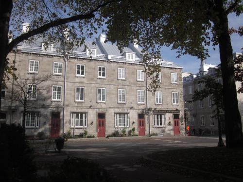 Hôtel Manoir de l'Esplanade - Hotel - Quebec City