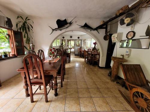 Restorāns, Hotel y Restaurante La Cabaña el Viajero (Hotel y Restaurante La Cabana el Viajero) in San Felipe de Lara