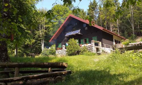 Sports un aktivitātes, Kod Slaveka in Kostanjevac