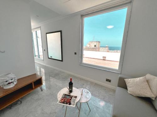 King's Penthouse with SEA VIEW Terraces, La Valletta (foto 11)