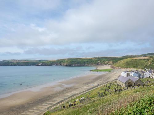 Pen Y Bont Pwllheli - image 12