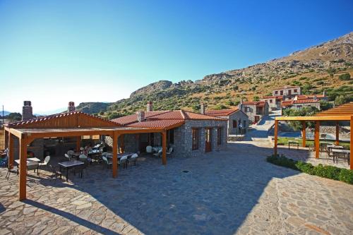 Facilities, Vrachos Villas in Lampi