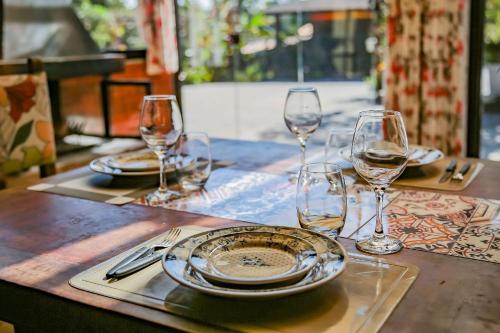 Kitchen, SITIO COM PISCINA EM FLORIPA NORTE DA ILHA 15min Jurere in Florianopolis