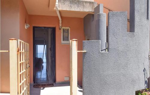 Bathroom, Beautiful Apartment In Marina Di Caronia in Caronia (Sicily)