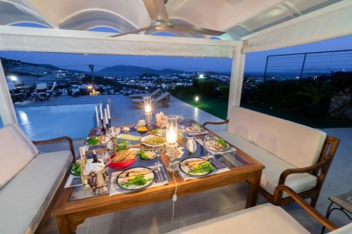 Premium Villa - Amazing Seaviews in Konacik