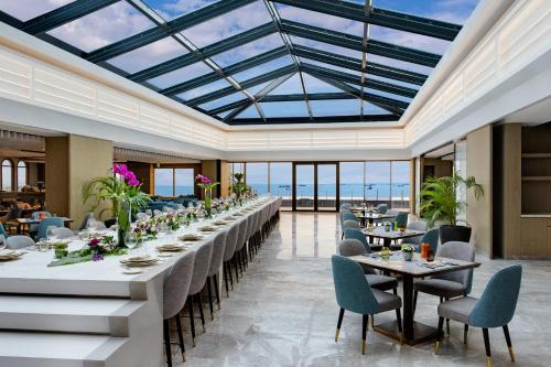 Restaurant, Admiral Hotel Manila - MGallery Collection near Cultural Center of the Philippines