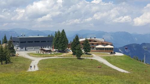 Berggasthof Schatzbergalm - Accommodation - Thierbach