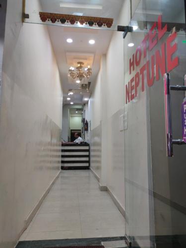 Hotel Neptune By WB Inn New Delhi and NCR