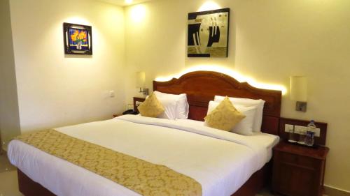 Standard Single Room image 9