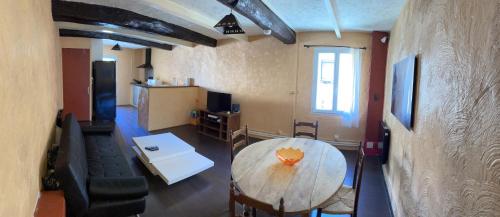 Summer's Stay House gîte à louer Château Roussillon