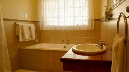 サンダウン マナー ゲストハウス