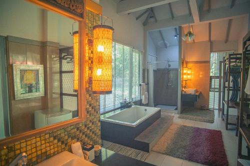 Baan Suan Residence เฮือนพักบ้านสวน