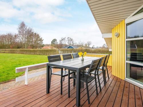 6 person holiday home in Nordborg