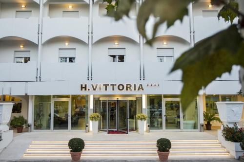 Vittoria Hotel - image 3