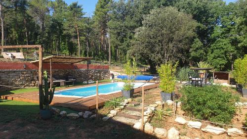 Appartement Villecroze piscine - Apartment - Villecroze