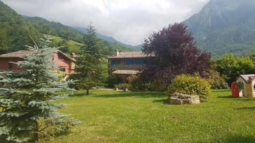 Casas rurales Valle de Bueida, jacuzzi en el El Palacio y Viscárcel