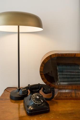 Bohemian Dream Home In The Absolute Center w 2BR/2BT - main image