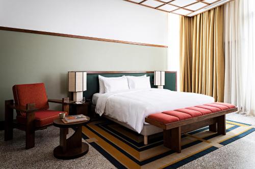 Superior Single Room image 3