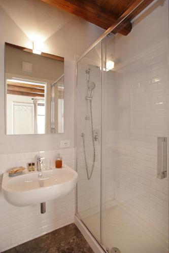 Casa Miqvà - Rooms in shared apartment, Palermo (fotografie 7)