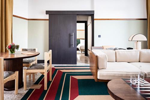 Junior Suite image 5