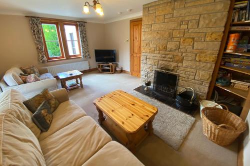 Lower Curr Highland Holiday Homes - image 3