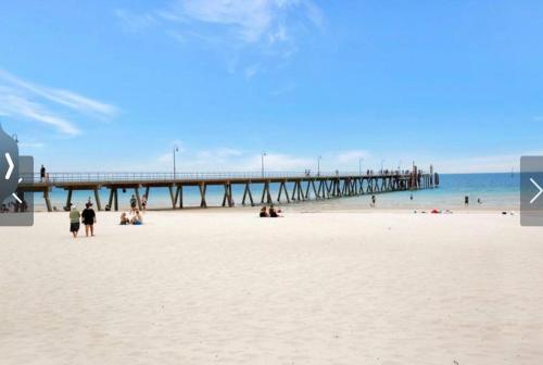 Pier 108 Glenelg