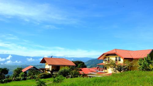 Guayabo Lodge