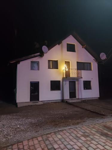 Viesnīcas āriene, Casa Radu in Carlibaba