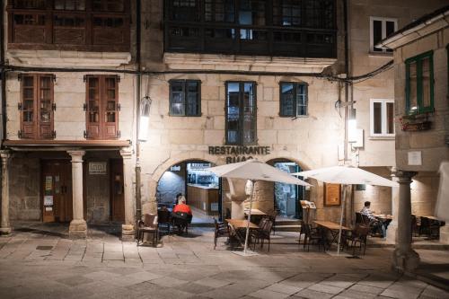 魯阿斯酒店及餐廳 (Hotel Restaurante Ruas) in 蓬特韋德拉市中心
