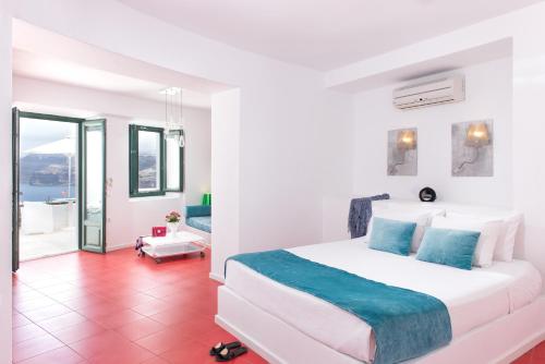 Avant Garde Suites - image 8