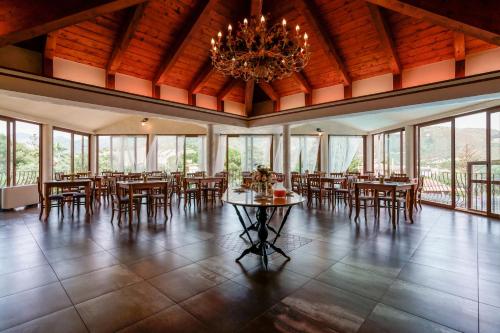 餐飲選擇, 索拉納斯酒店 (Hotel Solanas) in 索拉納斯