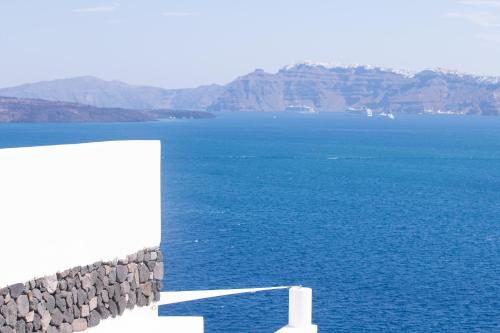 Avant Garde Suites - image 6