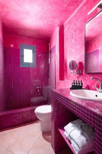 Avant Garde Suites - main image