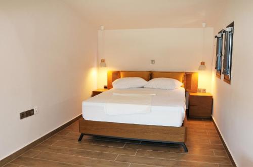 Mulberry Nikiti Resorts – Nikiti